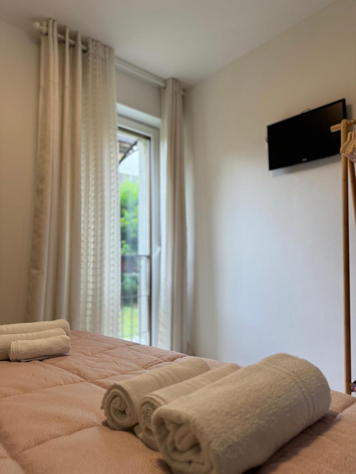 Green House Next - Lovely Apartment For Family And Free Parking 레비코온천 외부 사진