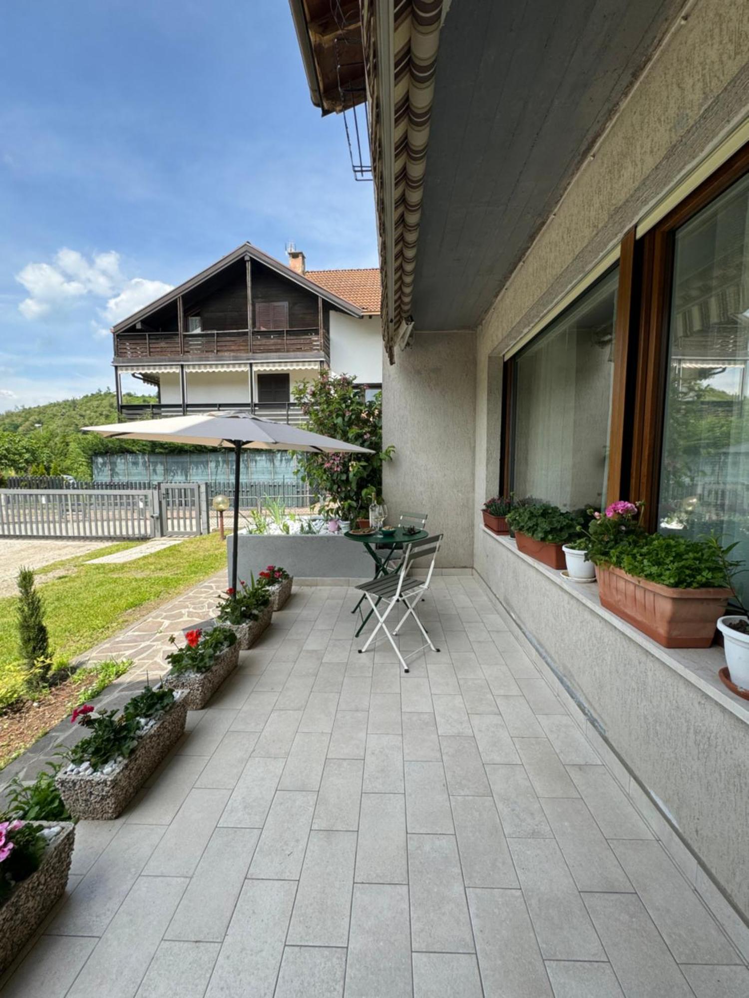 Green House Next - Lovely Apartment For Family And Free Parking 레비코온천 외부 사진